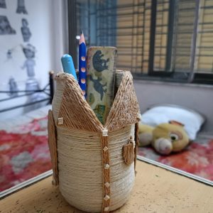 Designer Pen Stand Made by Jute