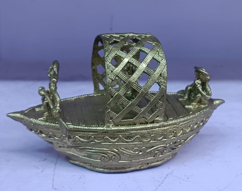 Brass made Boat - Image 3