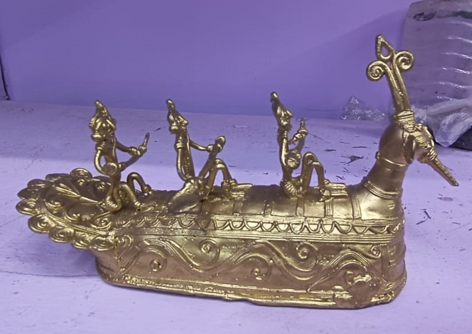 Brass made Boat - Image 2