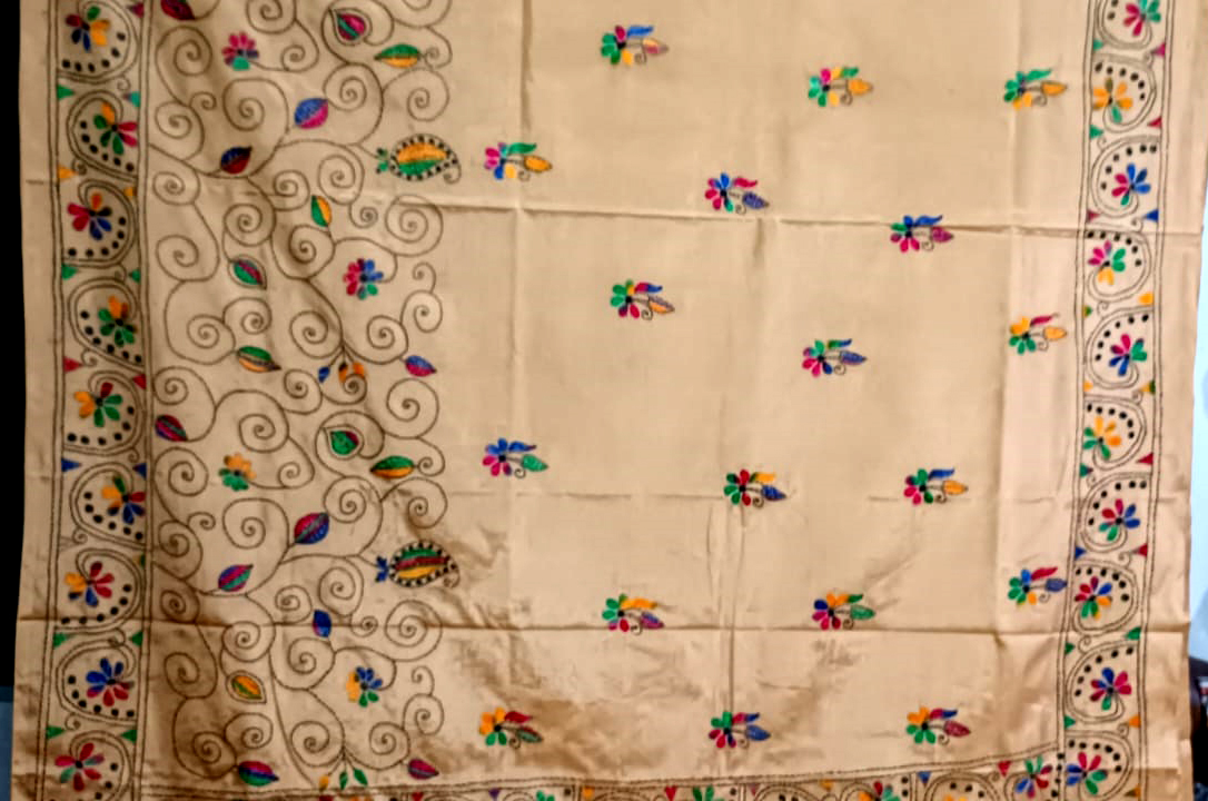 Silk Fabric Saree - Image 3