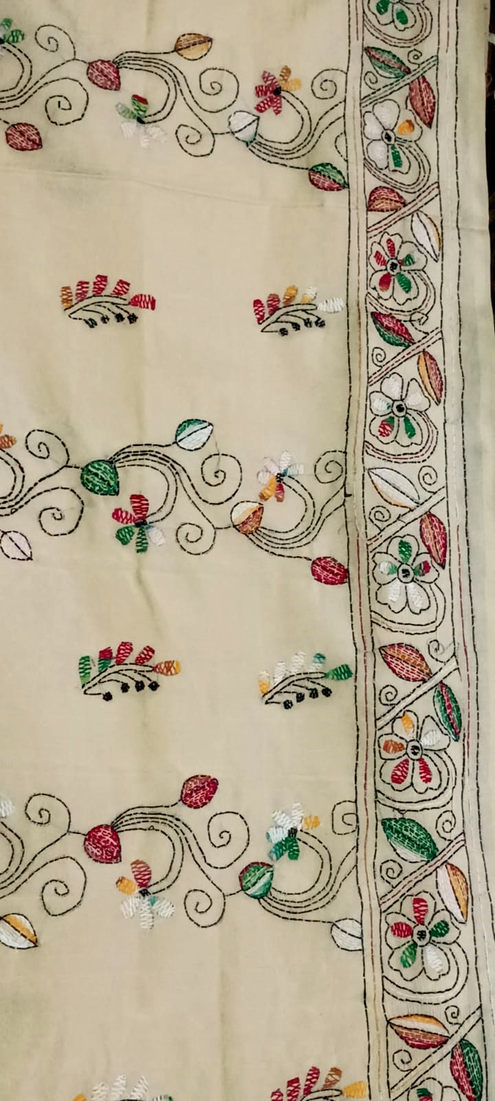 Silk Fabric Saree - Image 4