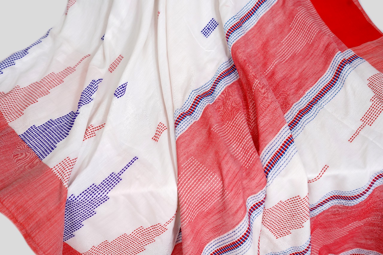 Handloom Kantha Stitch Saree - Image 2